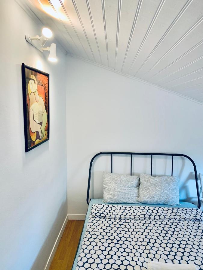Restelo House Shared Appartment Alges Bagian luar foto
