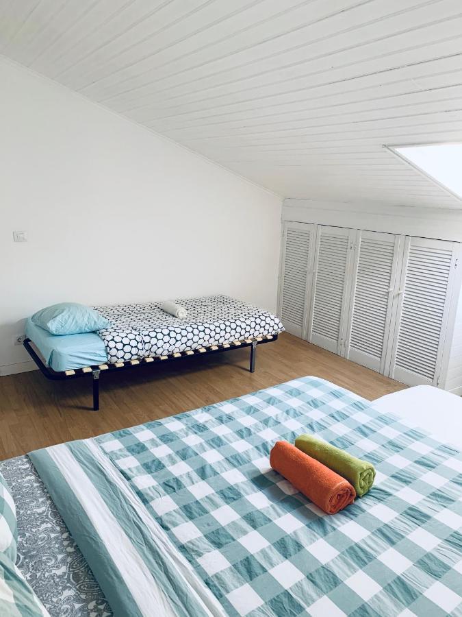 Restelo House Shared Appartment Alges Bagian luar foto